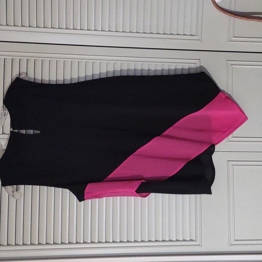 DKNY ladies sleeveless top - Picture 3 of 4